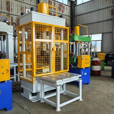Komatsu экскаватор регулировщик весенний разборка машина 200T мобильный рабочий стол гидравлический пресс машина следить за штифтом пресс