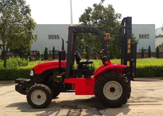 Машинное оборудование снабжения YTO 29.4kw 1.5ton 4x4 с двигателем C490BT